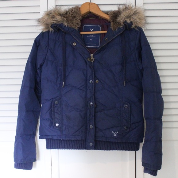 Navy Blue Puffy American Eagle Coat w/ Fur
