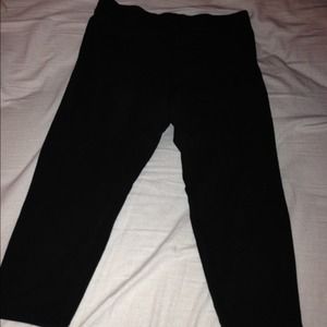 Victoria's Secret PINK crop leggings