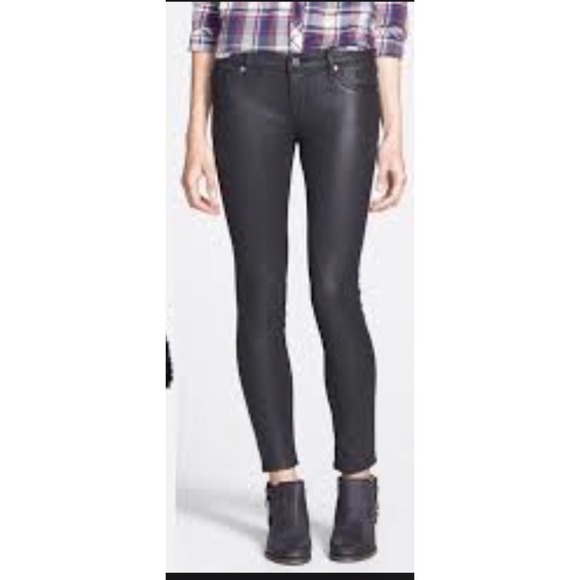 NWT Vigoss coated skinny jeans