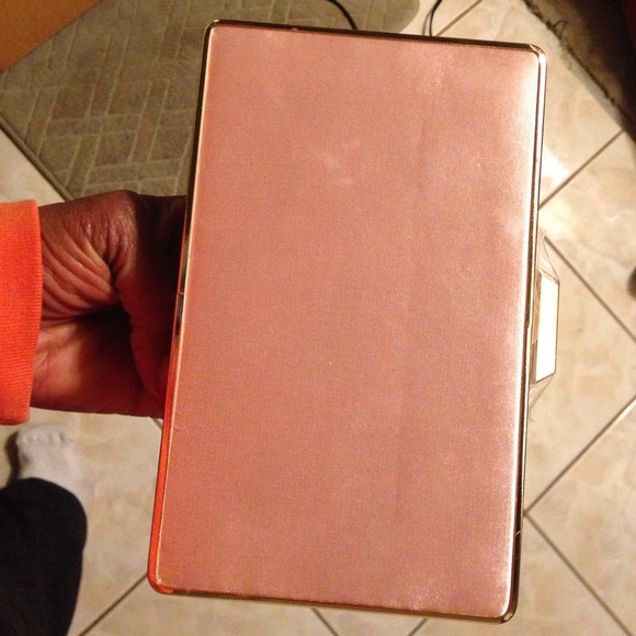 Clutch - Picture 2 of 3