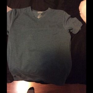 Men's Medium Express V-Necks