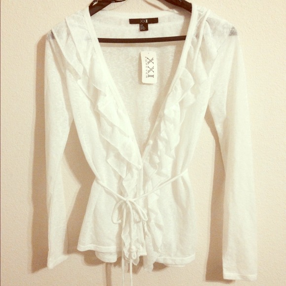 Forever 21 sweater