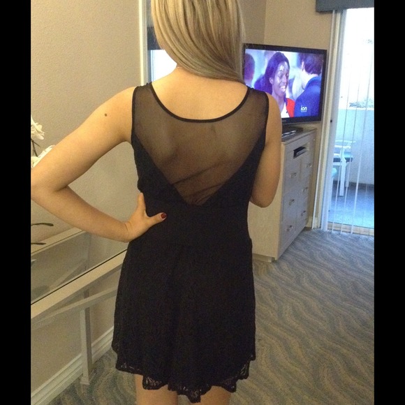 Little black dress sheer back/front - Picture 2 of 4