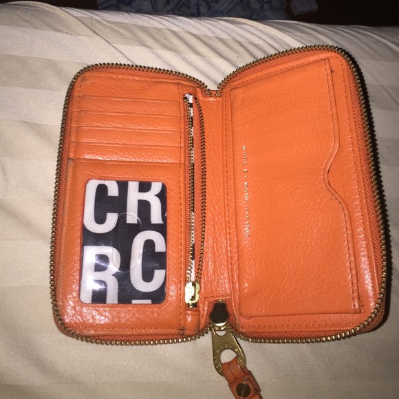 Orange Marc Jacobs leather wallet - Picture 3 of 3