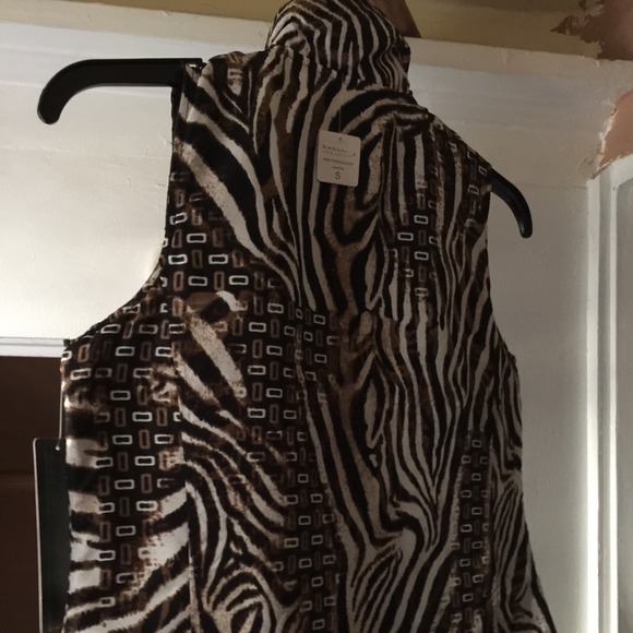 Beautiful brown vest - Picture 2 of 4