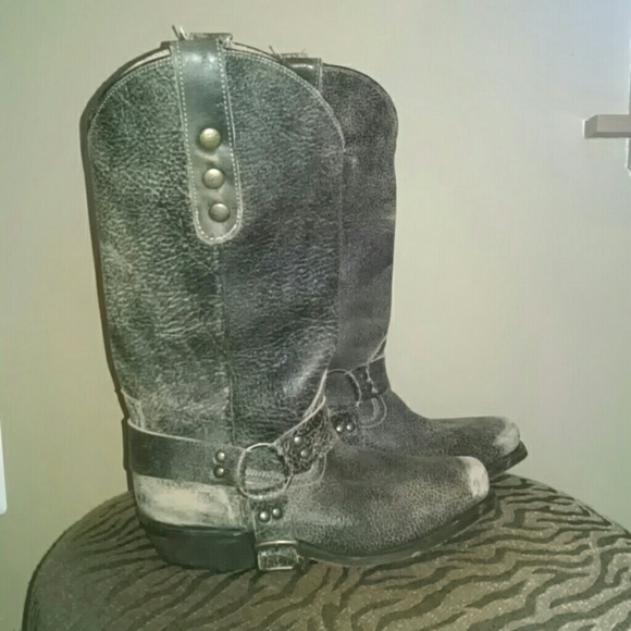 MIZ MOOZ BOOTS size 8