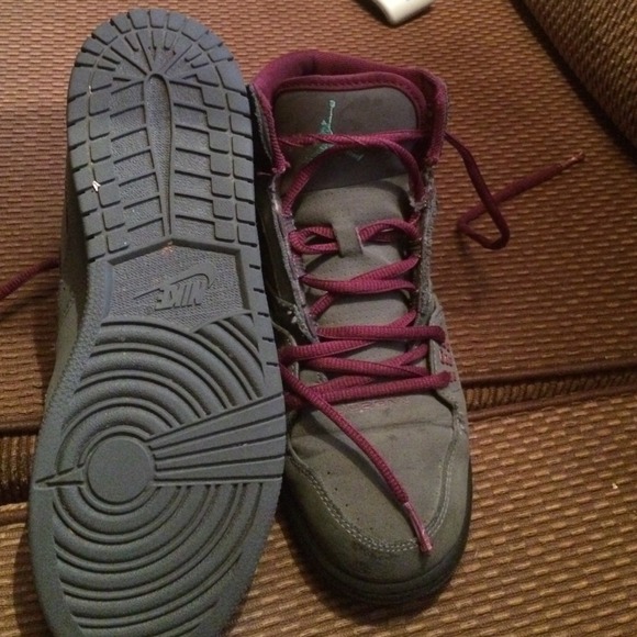 Sold - Picture 3 of 3