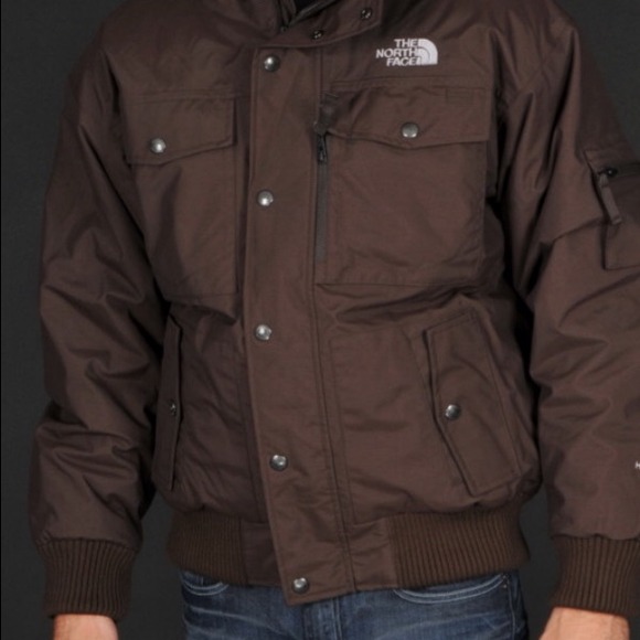 Brown north face jacket !