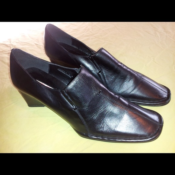 Henry Ferrera Shoes Henry Ferrera Shoes Womens Poshmark