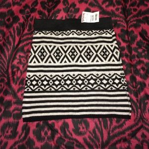 Black and white mini skirt
