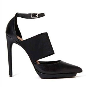 Show Cult x NastyGal highway pump