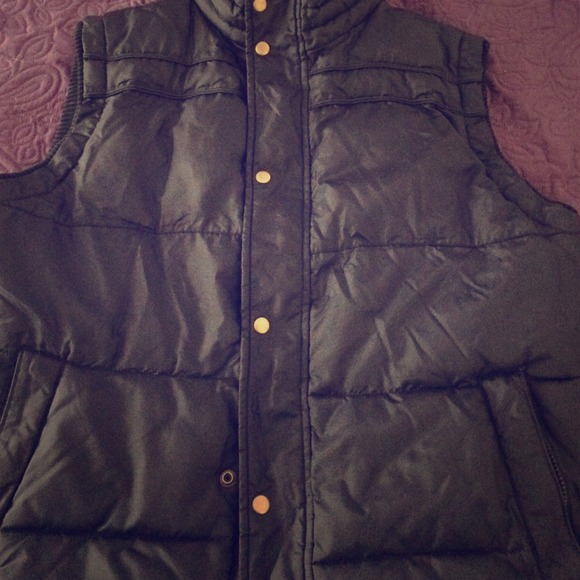 Gap out wear vest