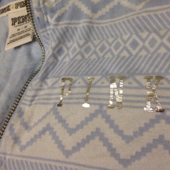 Victoria secret pullover size medium. - Picture 2 of 4