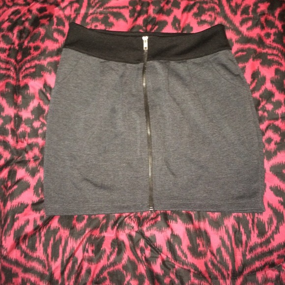 Forever 21 skirt - Picture 1 of 2
