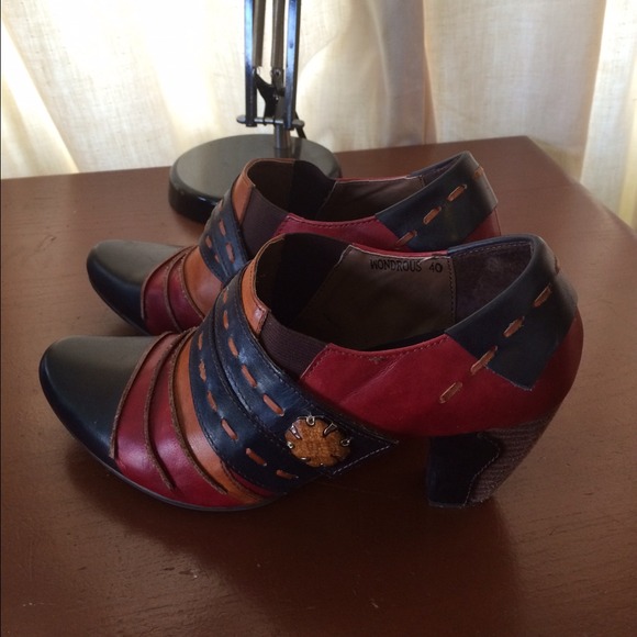 Spring Step Leather Ankle Boots