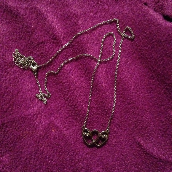 Sterling silver connected hearts necklace
