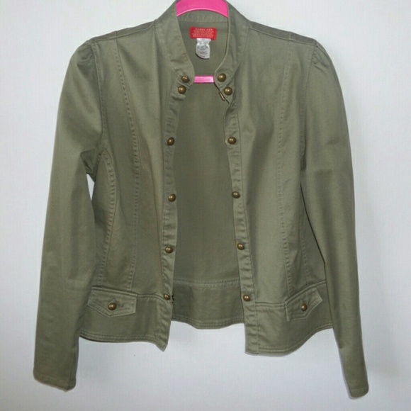 🎈SOLD🎁Guess Military Inspired Jacket