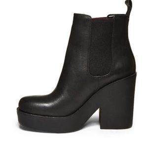 Steve Madden platform heels