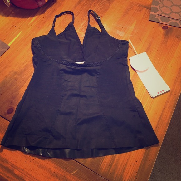 Victoria's Secret push up shaping tank