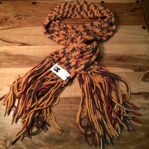 M by Missoni Accessories - M Missoni knit scarf