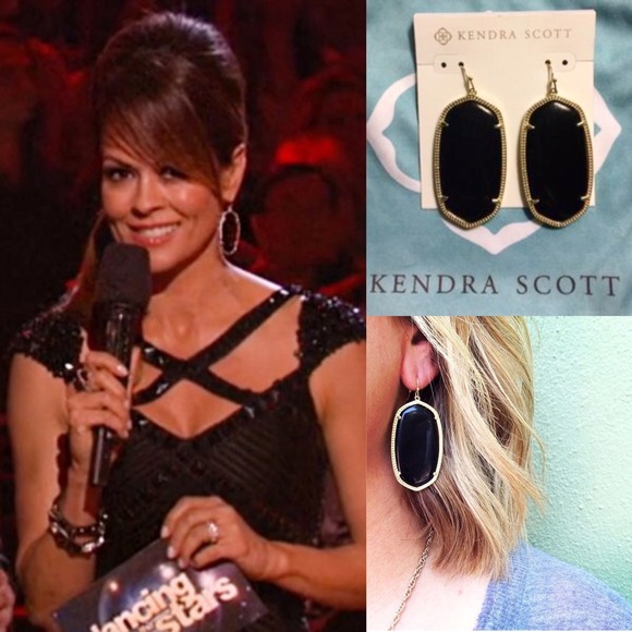 SOLD: KENDRA SCOTT EARRINGS IN BLACK