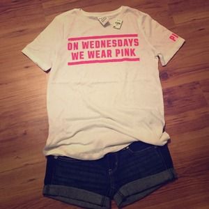 Victorias Secret On Wednesdays We Wear Pink Tee XS