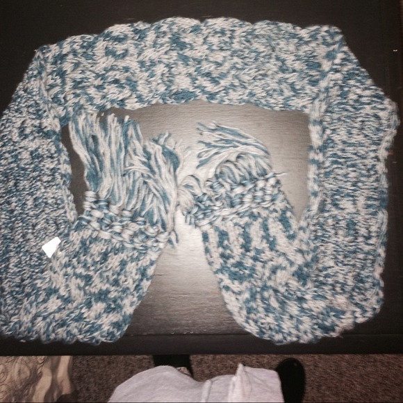 Multicolored scarf