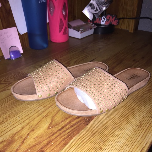Brand new NEVER worn Reba shoes