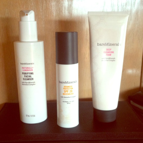 NWOT skin care by Bare Minerals full size