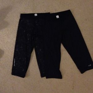 2 pairs of workout tights/spandex NWT