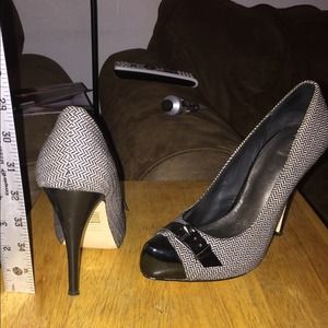 Black and White Tweed Hidden Platform Pump