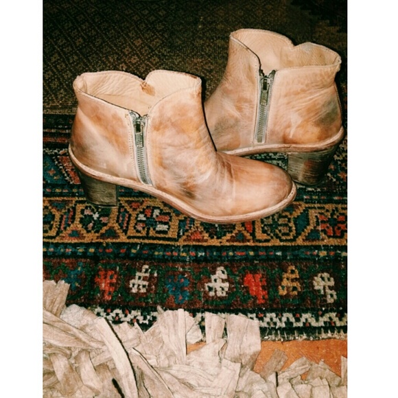 BedStu Sonic Boots