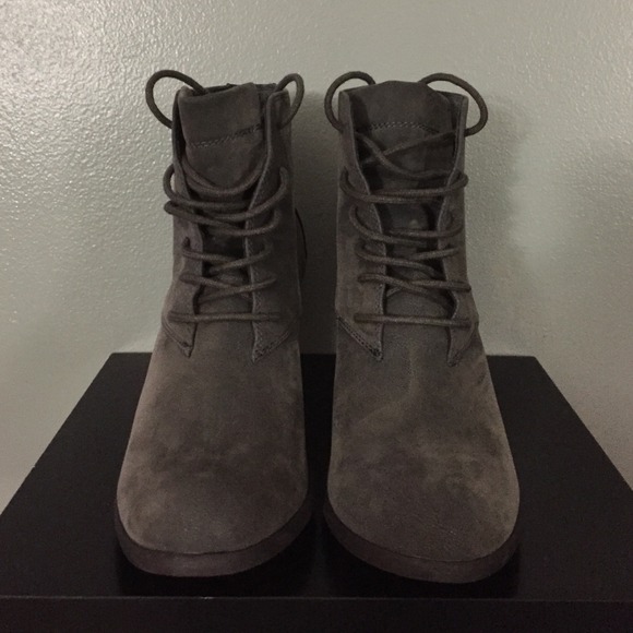 Blowfish boots