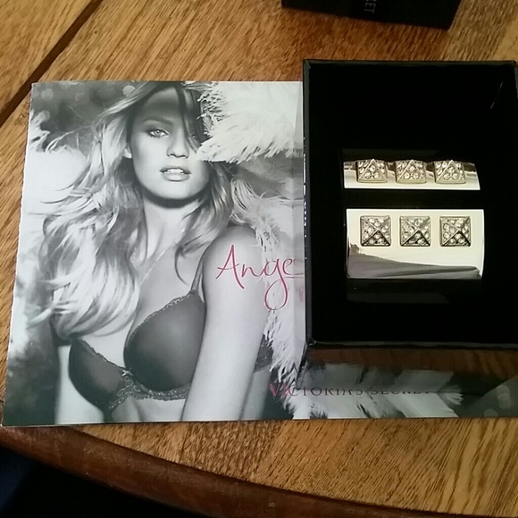 Victoria secret cuff!