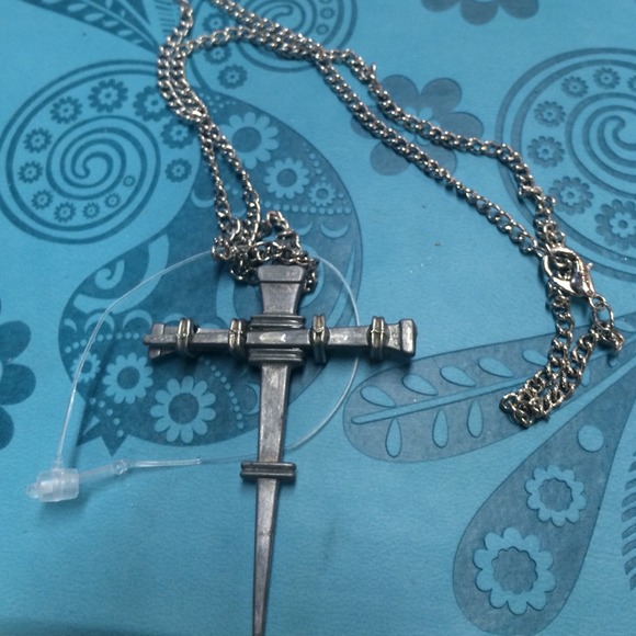 🌷 CROSS PENDANT 🌷 - Picture 4 of 4