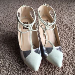 Mint dazzle pump