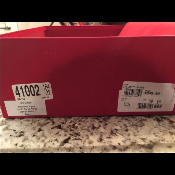 Valentino Studded heals - Picture 3 of 4