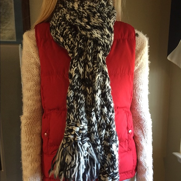Black and white Multi Scarf
