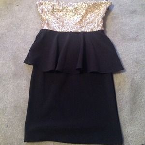 Forever 21 gold sequin party dress
