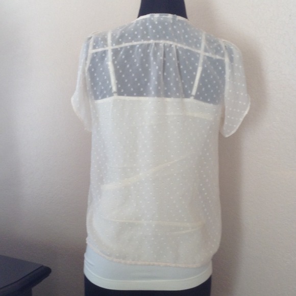 H&M Shear Top - Picture 3 of 4