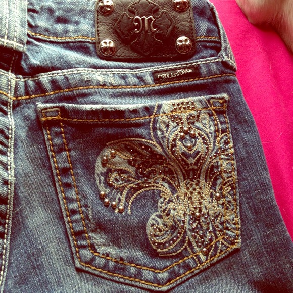 Miss me jeans!!