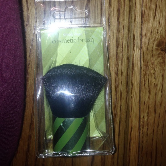 Simply clean cosmetic brush still in packaging