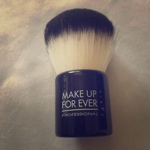 Make Up Forever Kanuki Brush