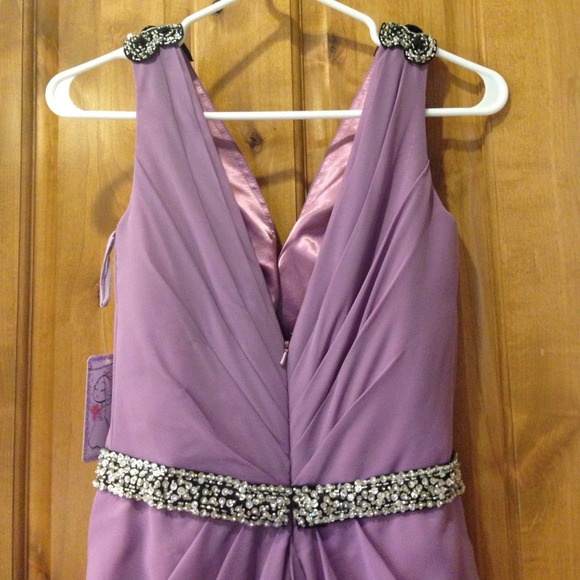 PROM DRESS - Picture 2 of 4