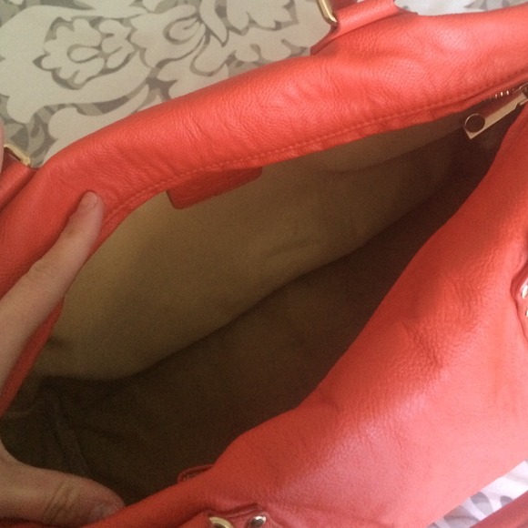 Purse - Picture 2 of 2