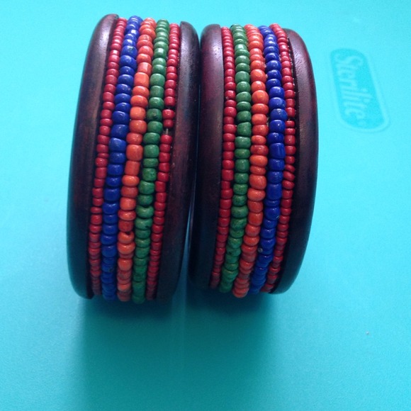 Wooden Multi Color Bangles - Picture 3 of 3