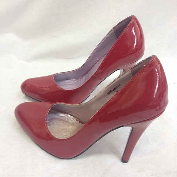 Red basic pumps - Picture 2 of 4