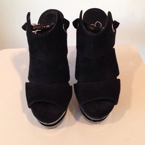 Jessica Simpson black heels - size 7.5
