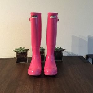 Hunter Original High Gloss - Pink - Size 7M/8F