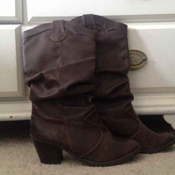 Cowgirl dressy boots